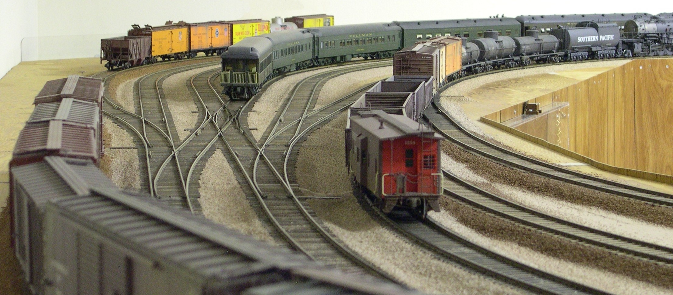 2 rail o scale layouts outlet