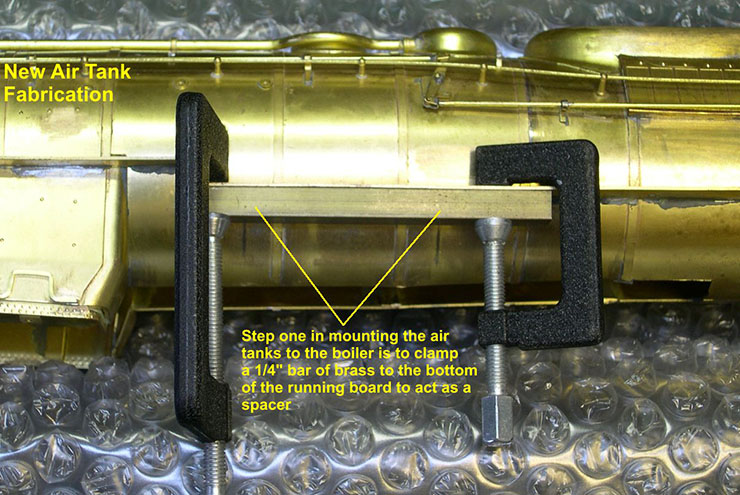 atsf santa fe 5001 2-10-4 air tanks 11