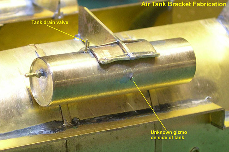 atsf santa fe 5001 2-10-4 tank brackets 12