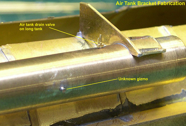 atsf santa fe 5001 2-10-4 tank brackets 13