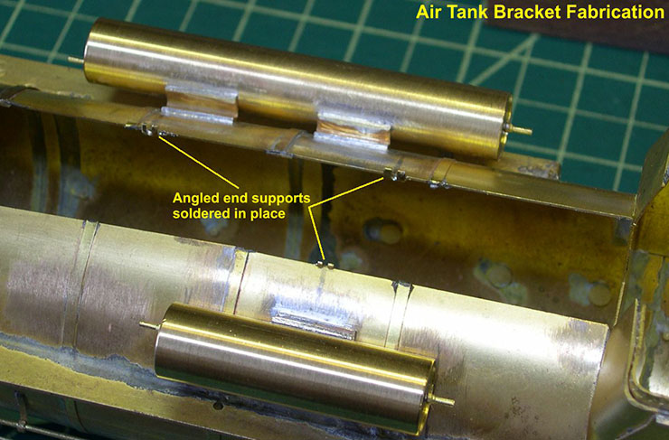 atsf santa fe 5001 2-10-4 tank brackets 2